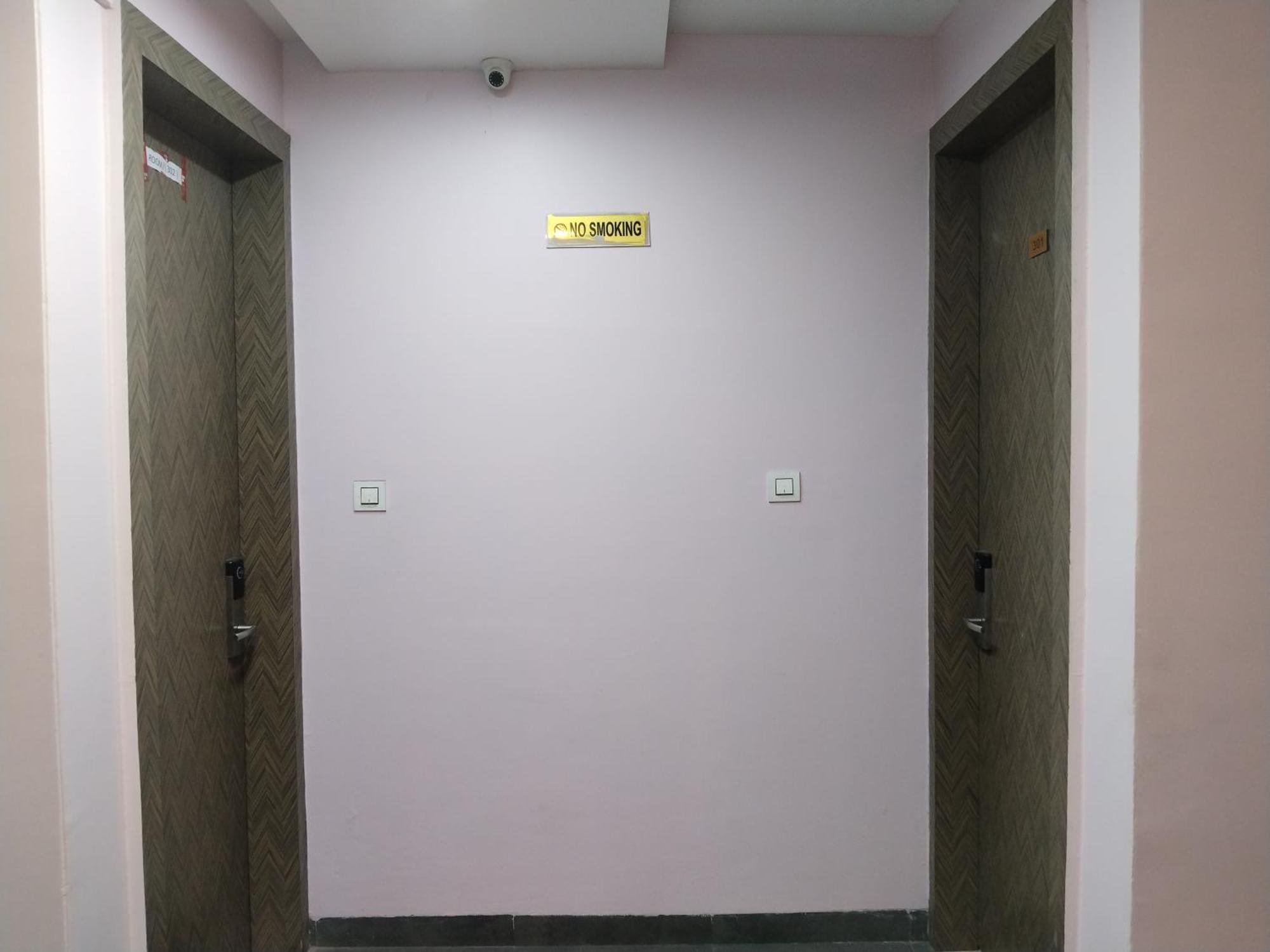 Hotel Shiv Chhaya 印多尔 外观 照片